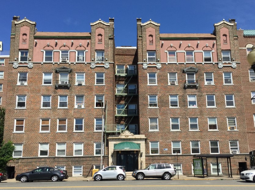 5907 Boulevard East, Apt A8
